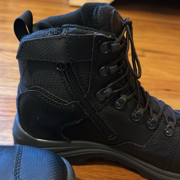 Red Wing Shoes Men's Black Lace-Up Boots - Picture 7 of 12